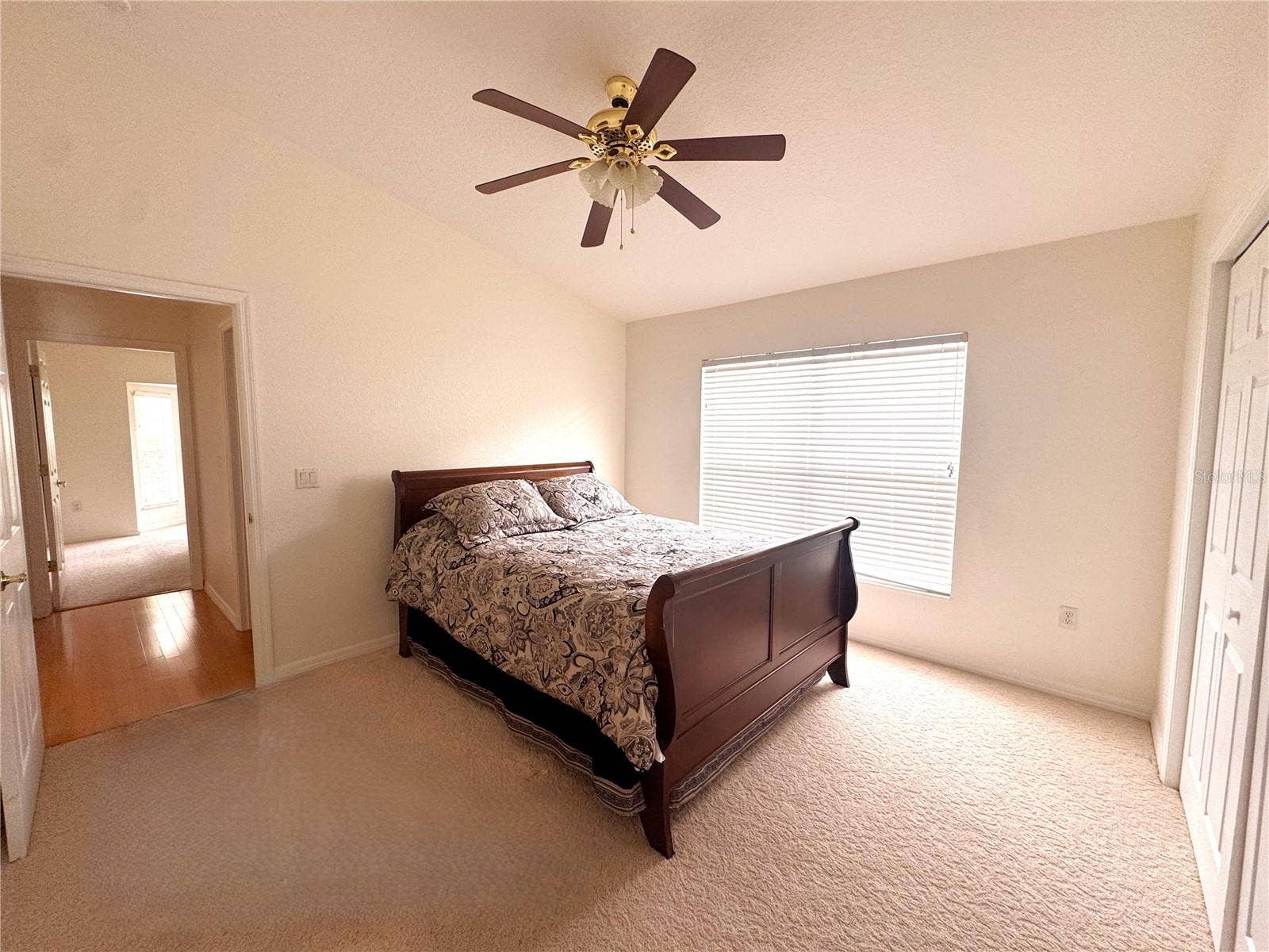12935 PINEFOREST WAY W, Largo, FL 33773 12935 PINEFOREST WAY W, Largo, FL 33773