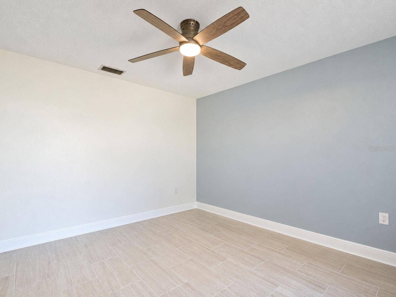 119 PARKSIDE COLONY DRIVE, Tarpon Springs, FL 34689