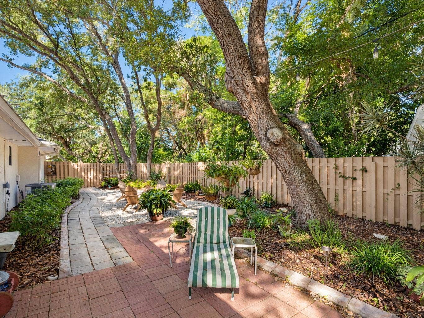 119 PARKSIDE COLONY DRIVE, Tarpon Springs, FL 34689