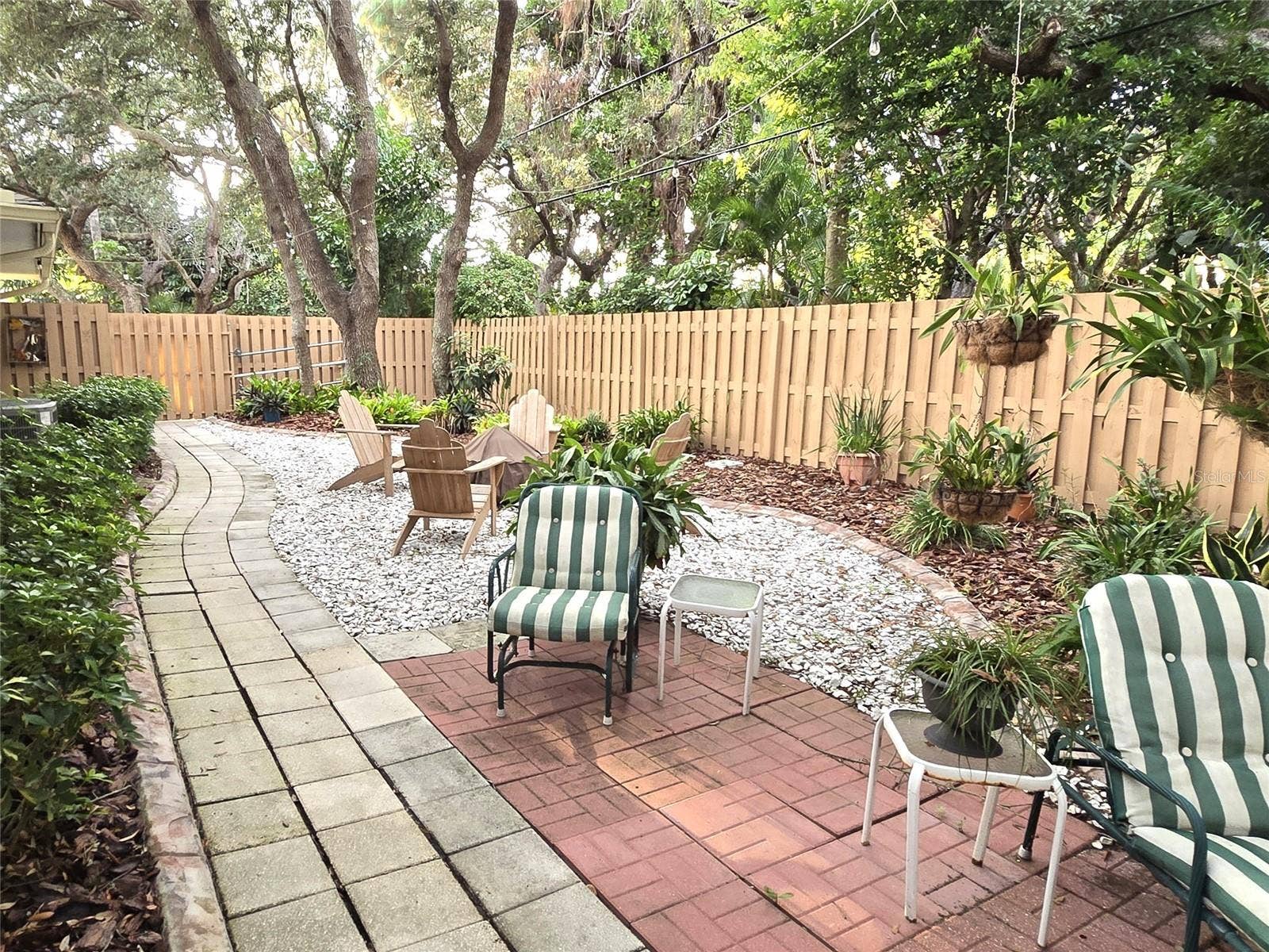 119 PARKSIDE COLONY DRIVE, Tarpon Springs, FL 34689