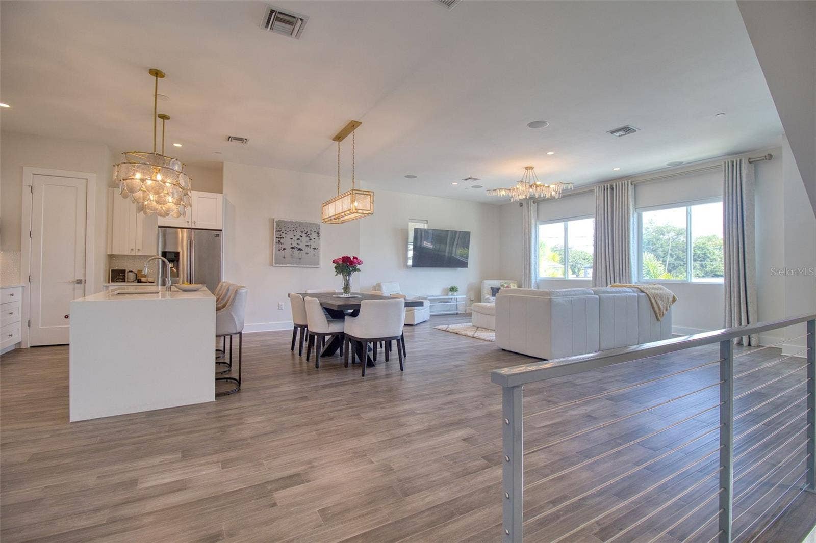 3100 W PAUL AVENUE, #2, Tampa, FL 33611 3100 W PAUL AVENUE, #2, Tampa, FL 33611