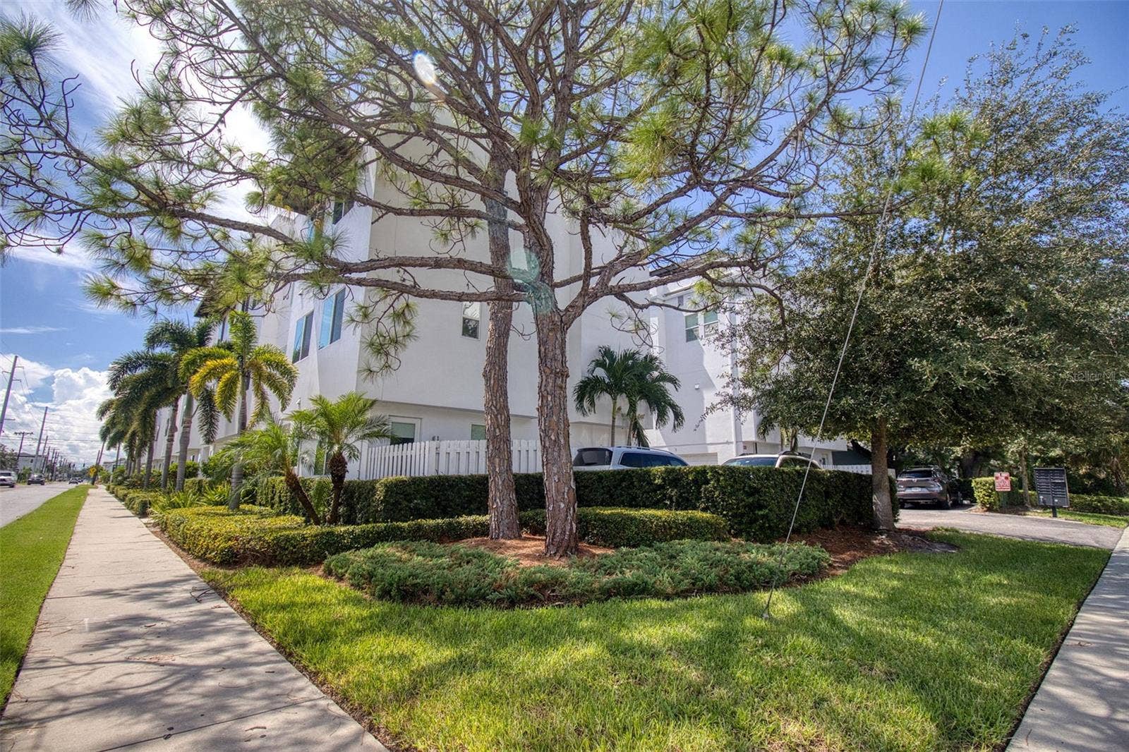 3100 W PAUL AVENUE, #2, Tampa, FL 33611 3100 W PAUL AVENUE, #2, Tampa, FL 33611