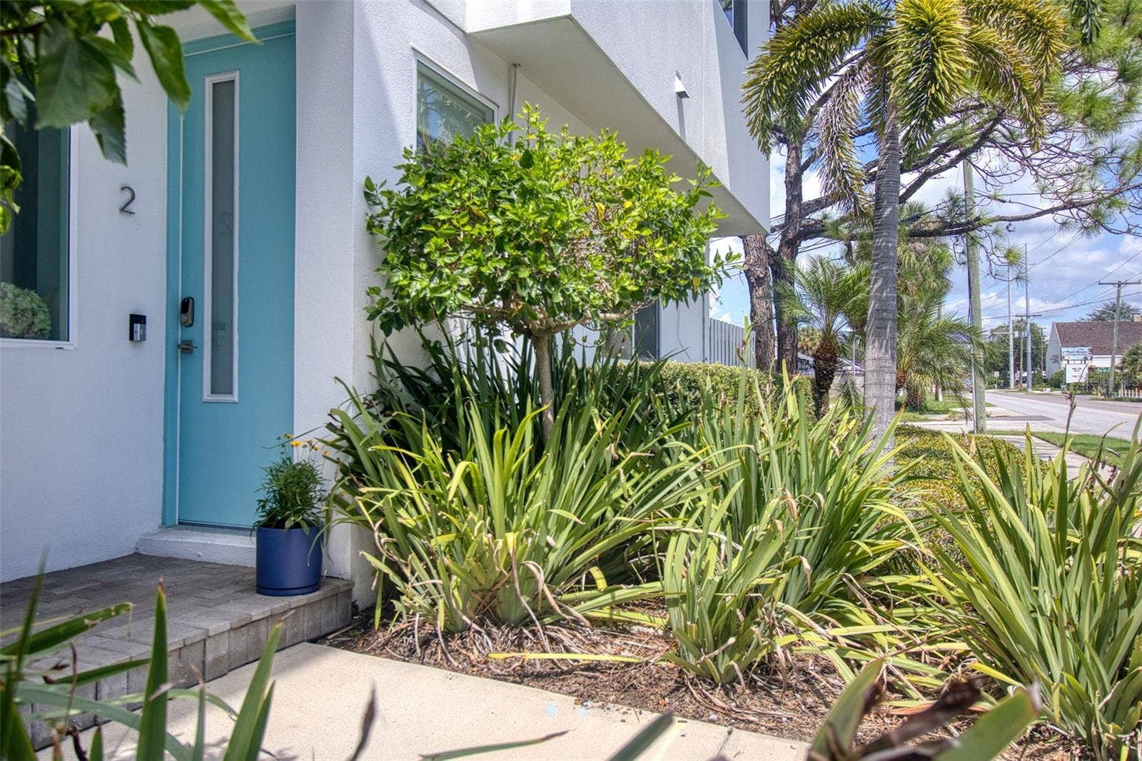 3100 W PAUL AVENUE, #2, Tampa, FL 33611 3100 W PAUL AVENUE, #2, Tampa, FL 33611