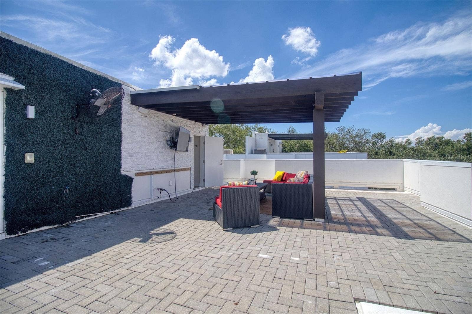 3100 W PAUL AVENUE, #2, Tampa, FL 33611 3100 W PAUL AVENUE, #2, Tampa, FL 33611