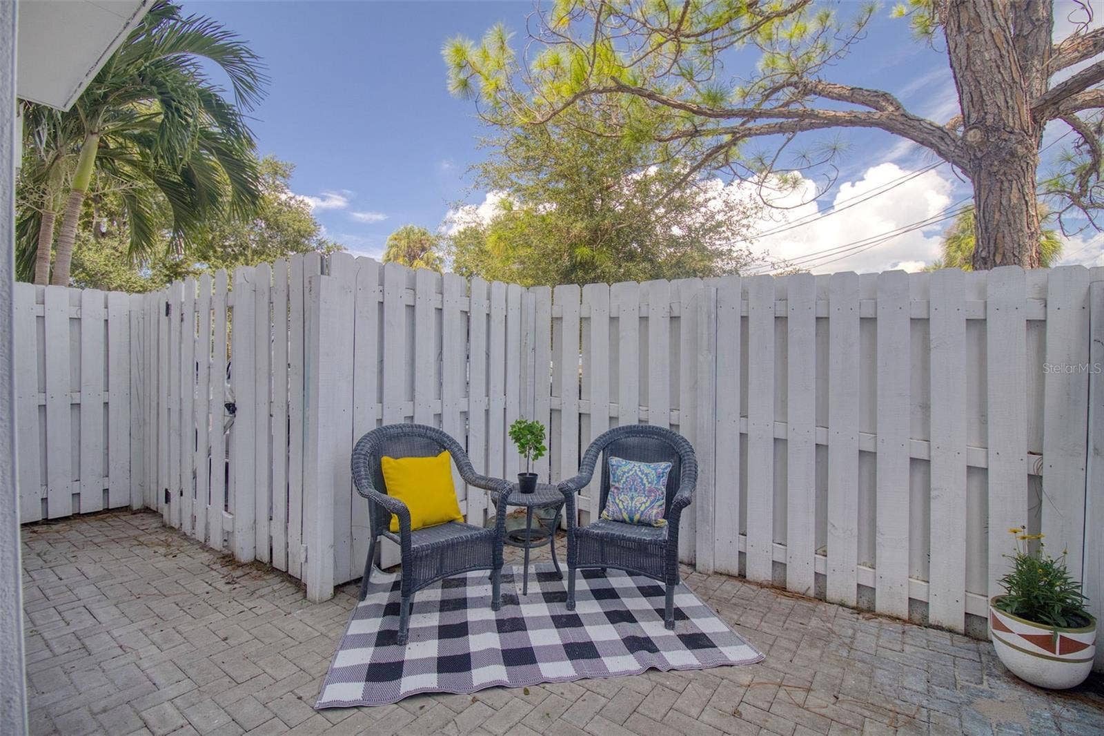3100 W PAUL AVENUE, #2, Tampa, FL 33611 3100 W PAUL AVENUE, #2, Tampa, FL 33611
