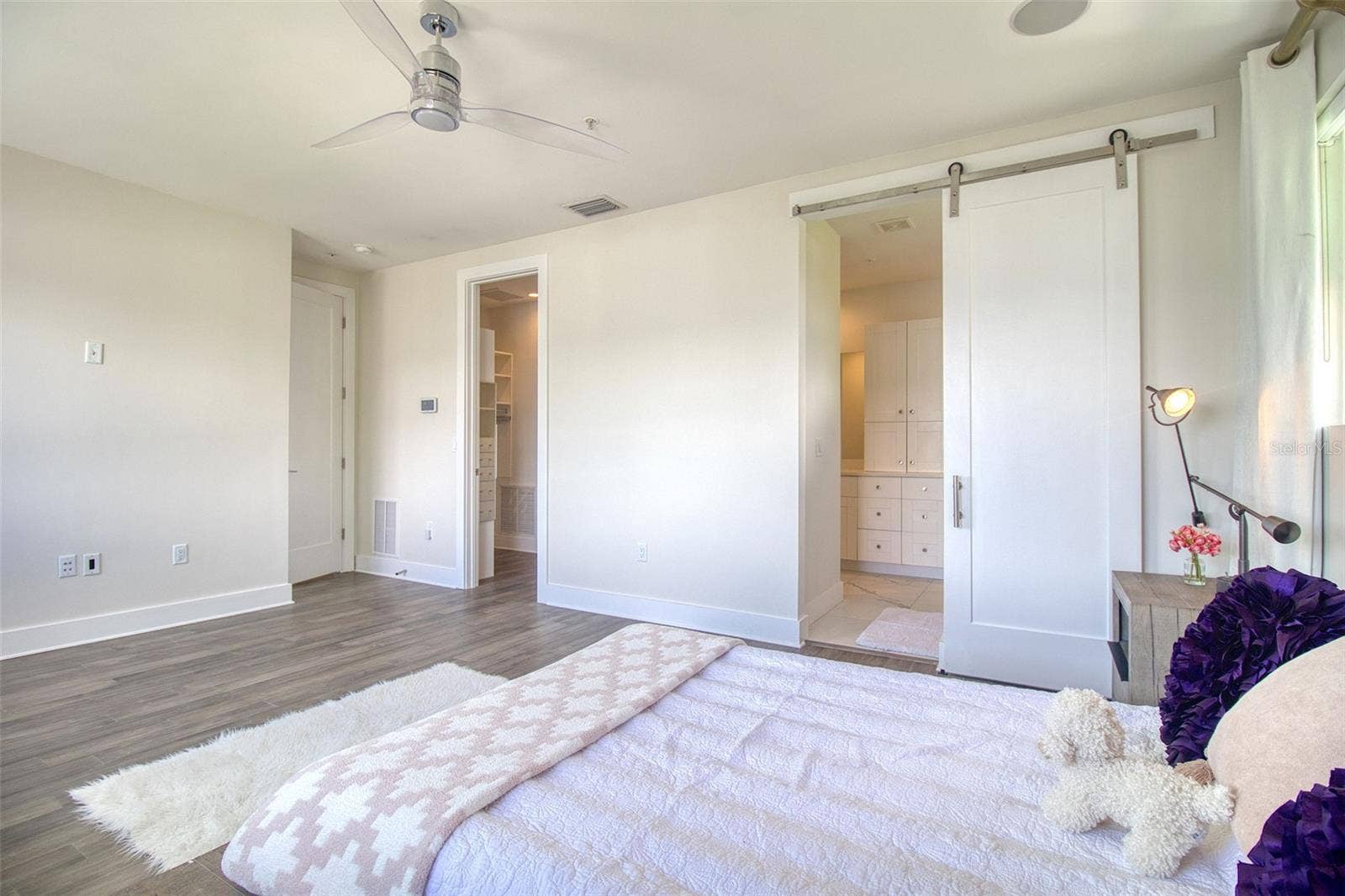 3100 W PAUL AVENUE, #2, Tampa, FL 33611 3100 W PAUL AVENUE, #2, Tampa, FL 33611