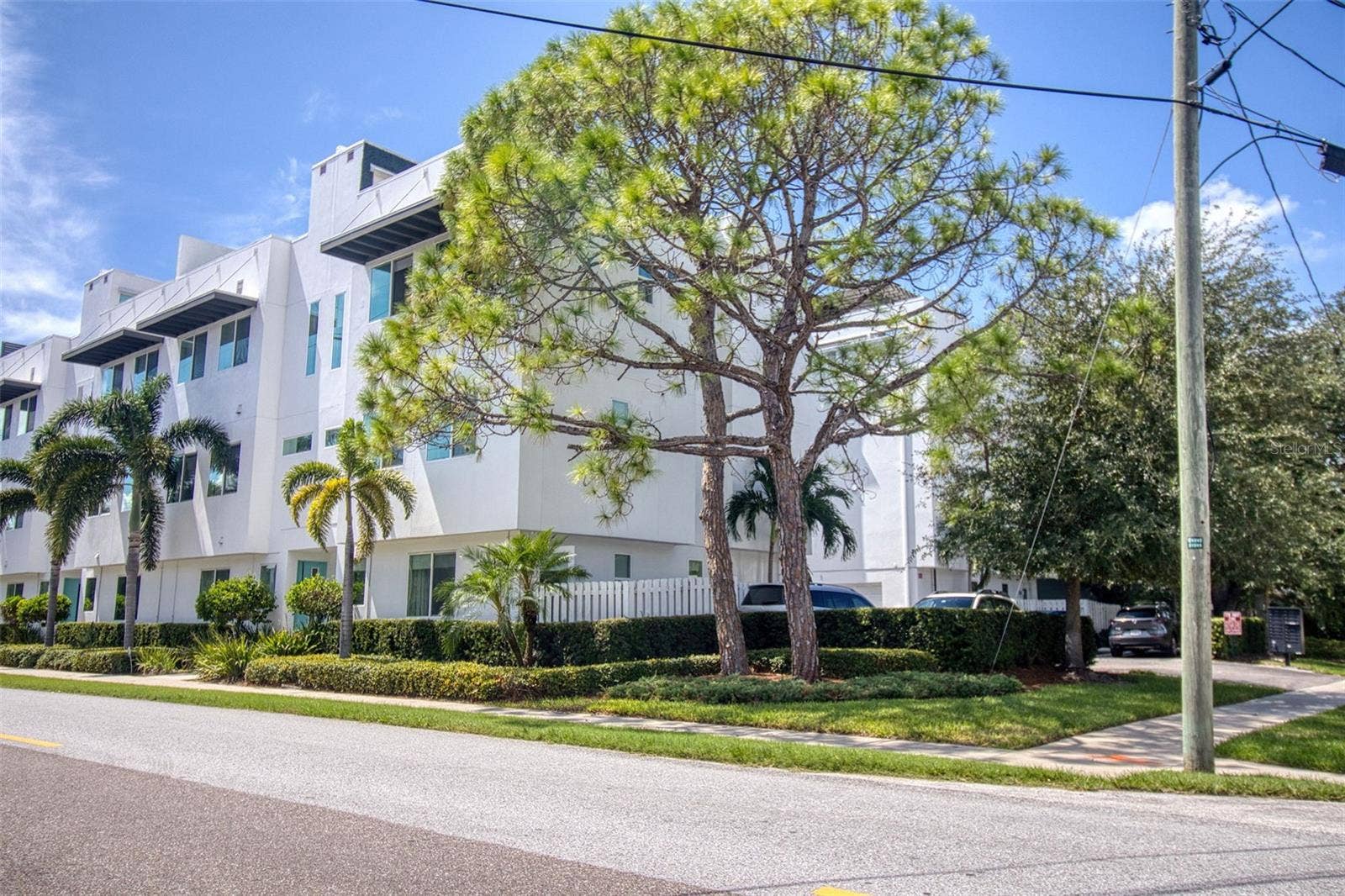 3100 W PAUL AVENUE, #2, Tampa, FL 33611 3100 W PAUL AVENUE, #2, Tampa, FL 33611
