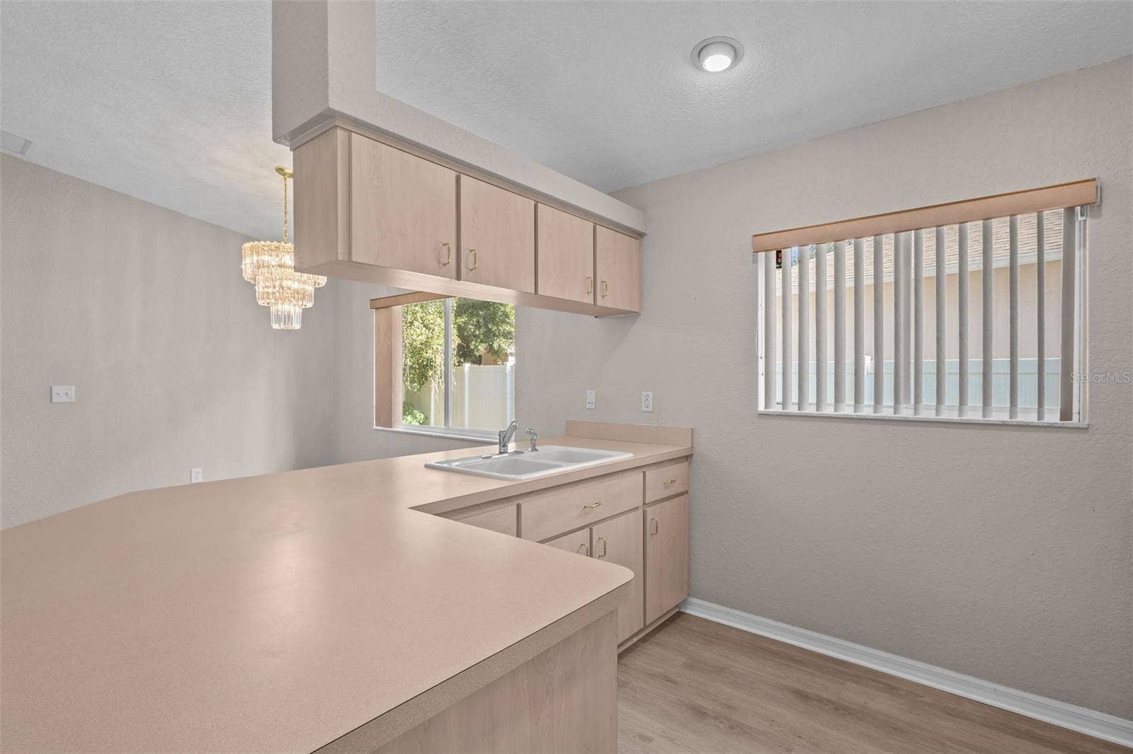 7399 TANAWANDA TRAIL, Spring Hill, FL 34606 7399 TANAWANDA TRAIL, Spring Hill, FL 34606