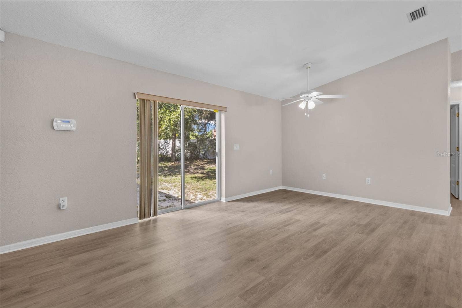 7399 TANAWANDA TRAIL, Spring Hill, FL 34606 Living Room