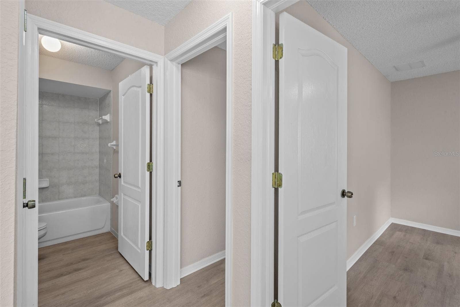 7399 TANAWANDA TRAIL, Spring Hill, FL 34606 7399 TANAWANDA TRAIL, Spring Hill, FL 34606