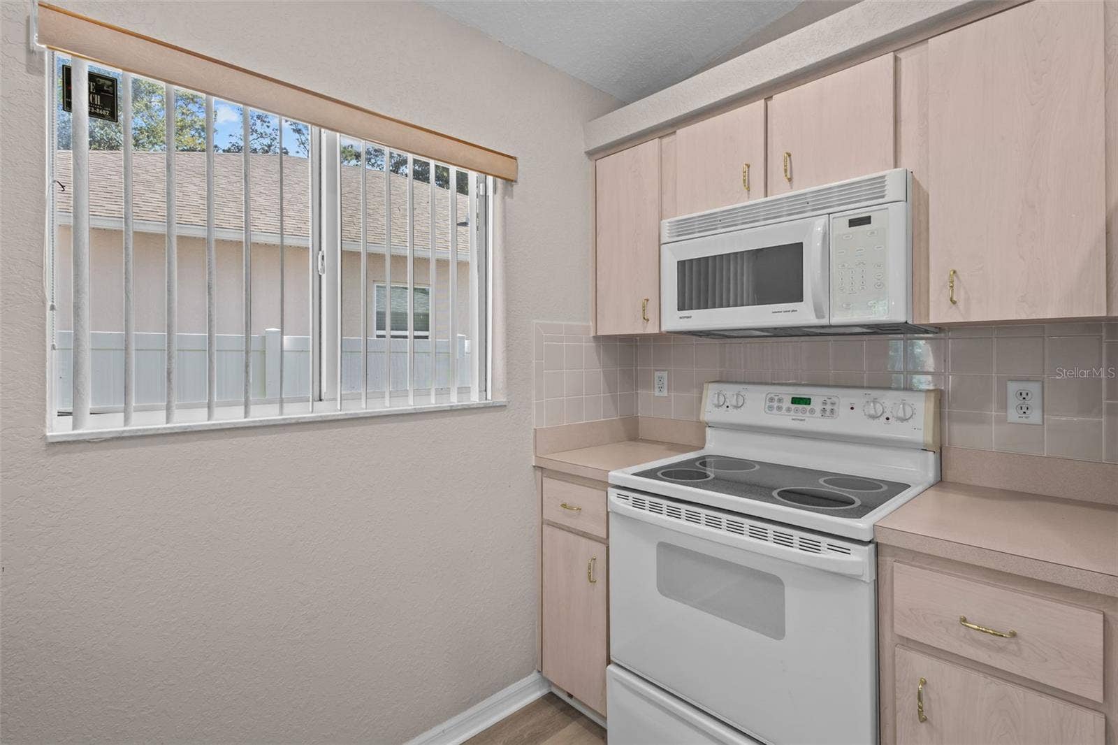7399 TANAWANDA TRAIL, Spring Hill, FL 34606 7399 TANAWANDA TRAIL, Spring Hill, FL 34606