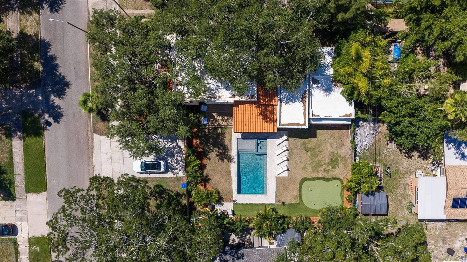 1037 51ST AVENUE N, St Petersburg, FL 33703
