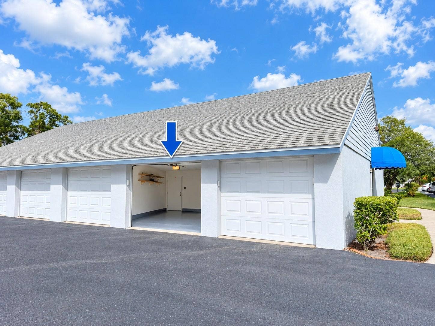 9200 PARK BOULEVARD, #105, Seminole, FL 33777 Private Garage!