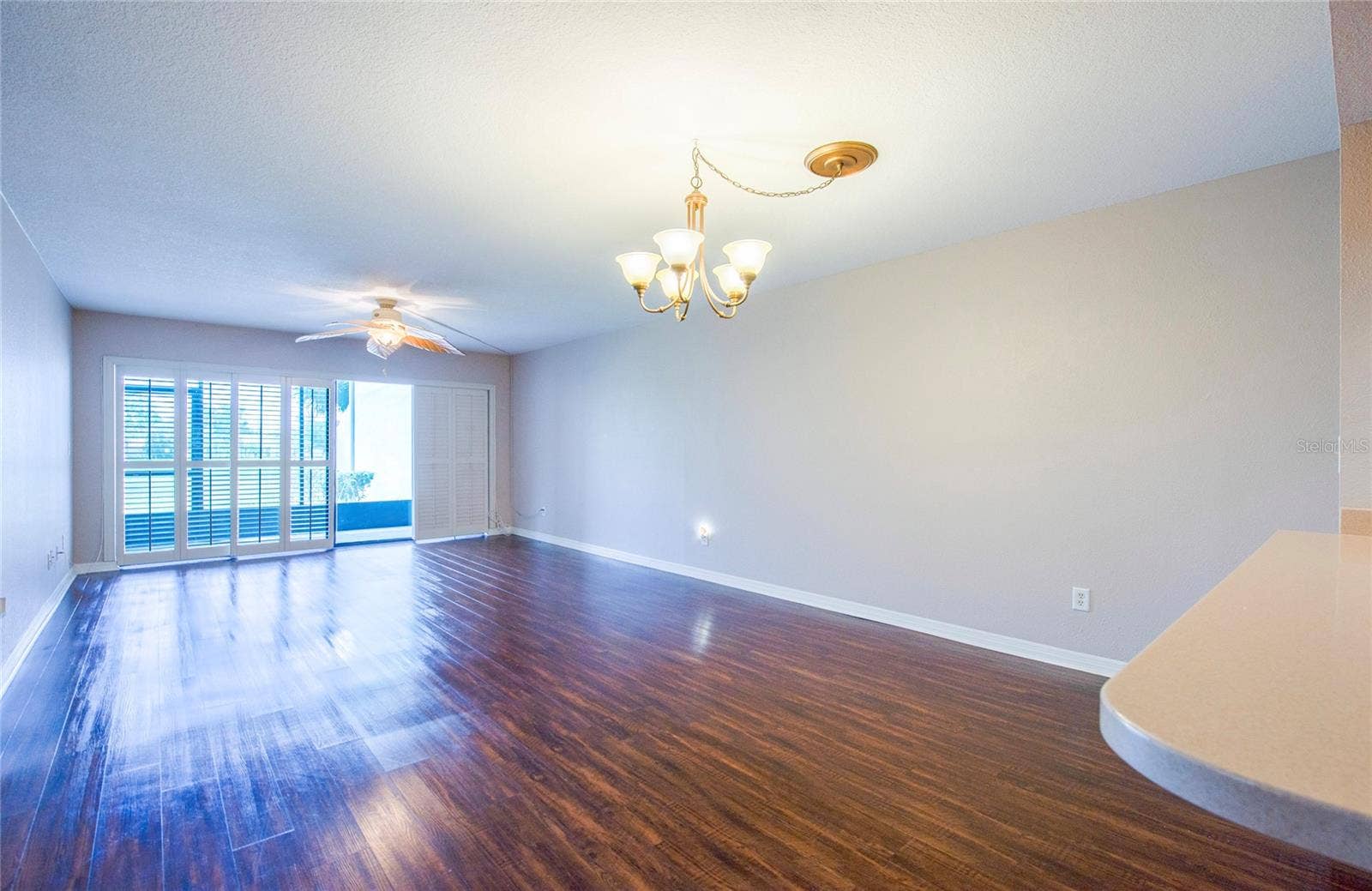 9200 PARK BOULEVARD, #105, Seminole, FL 33777 Dining/Family room overlooking the golf course