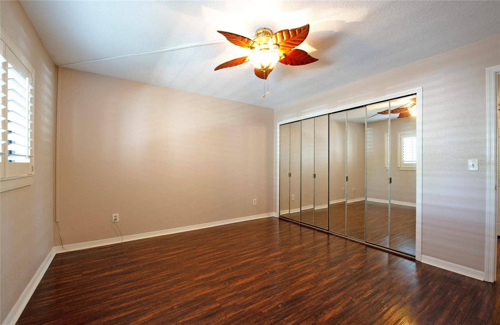 9200 PARK BOULEVARD, #105, Seminole, FL 33777 Guest Bathroom