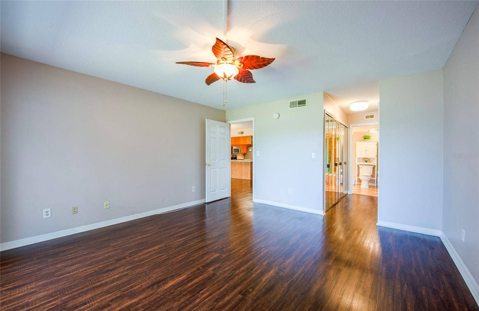 9200 PARK BOULEVARD, #105, Seminole, FL 33777 9200 PARK BOULEVARD, #105, Seminole, FL 33777