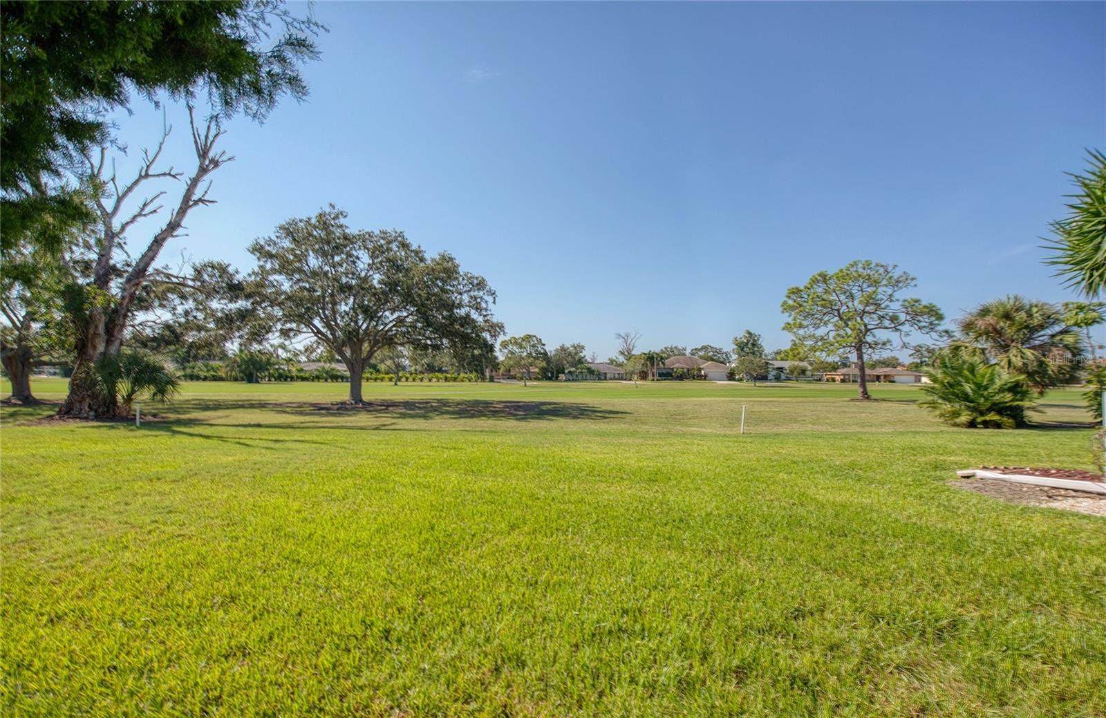9200 PARK BOULEVARD, #105, Seminole, FL 33777 9200 PARK BOULEVARD, #105, Seminole, FL 33777