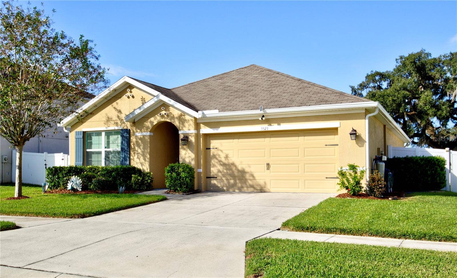 5523 MAGDALENE WAY, Zephyrhills, FL 33541 5523 MAGDALENE WAY, Zephyrhills, FL 33541