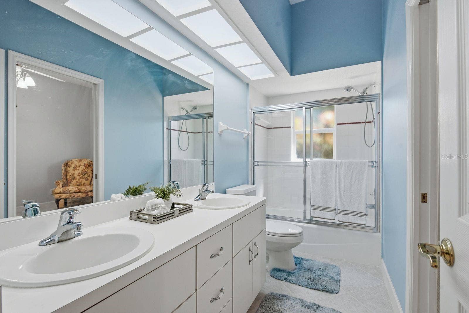 3763 EXECUTIVE DRIVE, Palm Harbor, FL 34685 3763 EXECUTIVE DRIVE, Palm Harbor, FL 34685