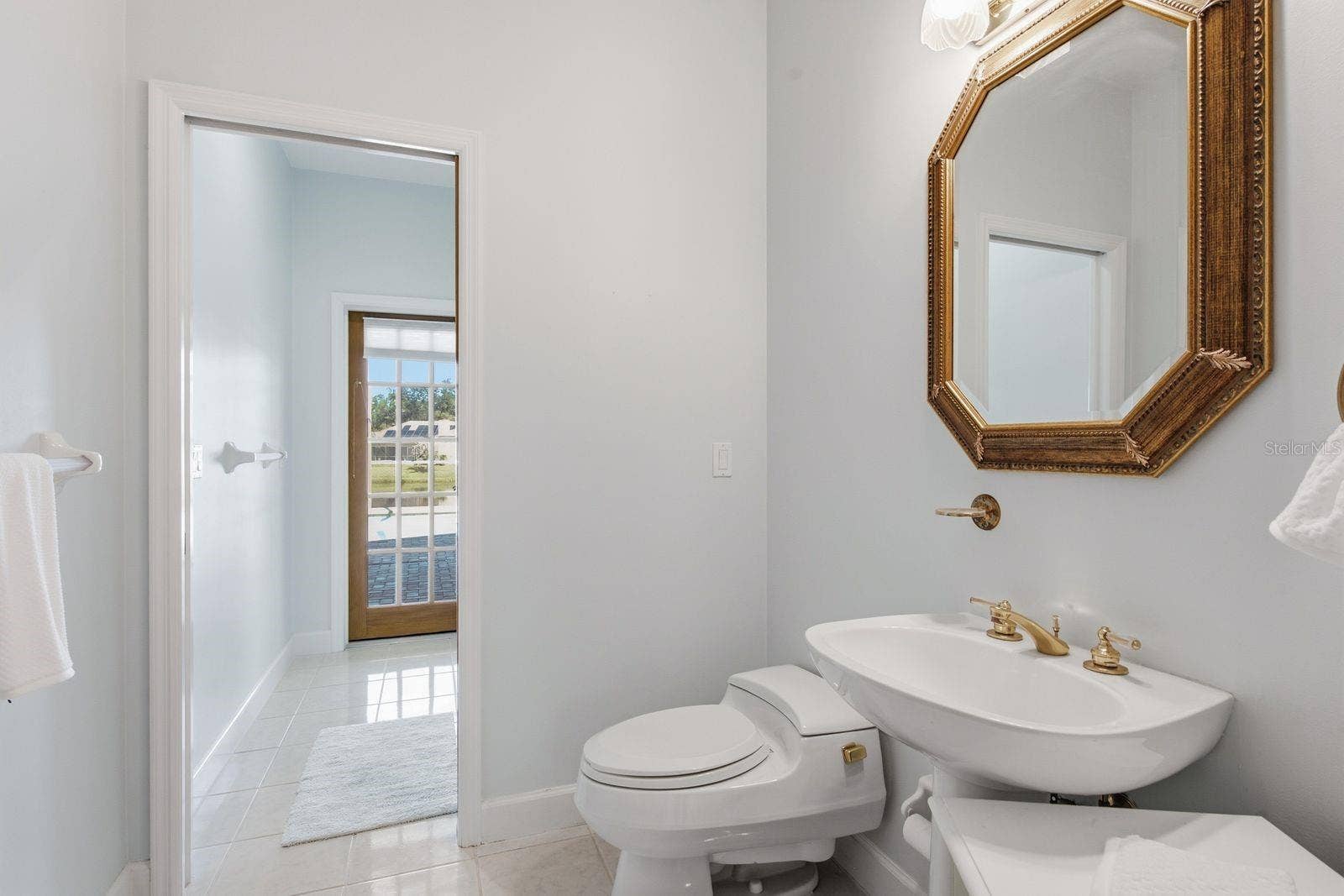 3763 EXECUTIVE DRIVE, Palm Harbor, FL 34685 Pool / Guest Bathroom