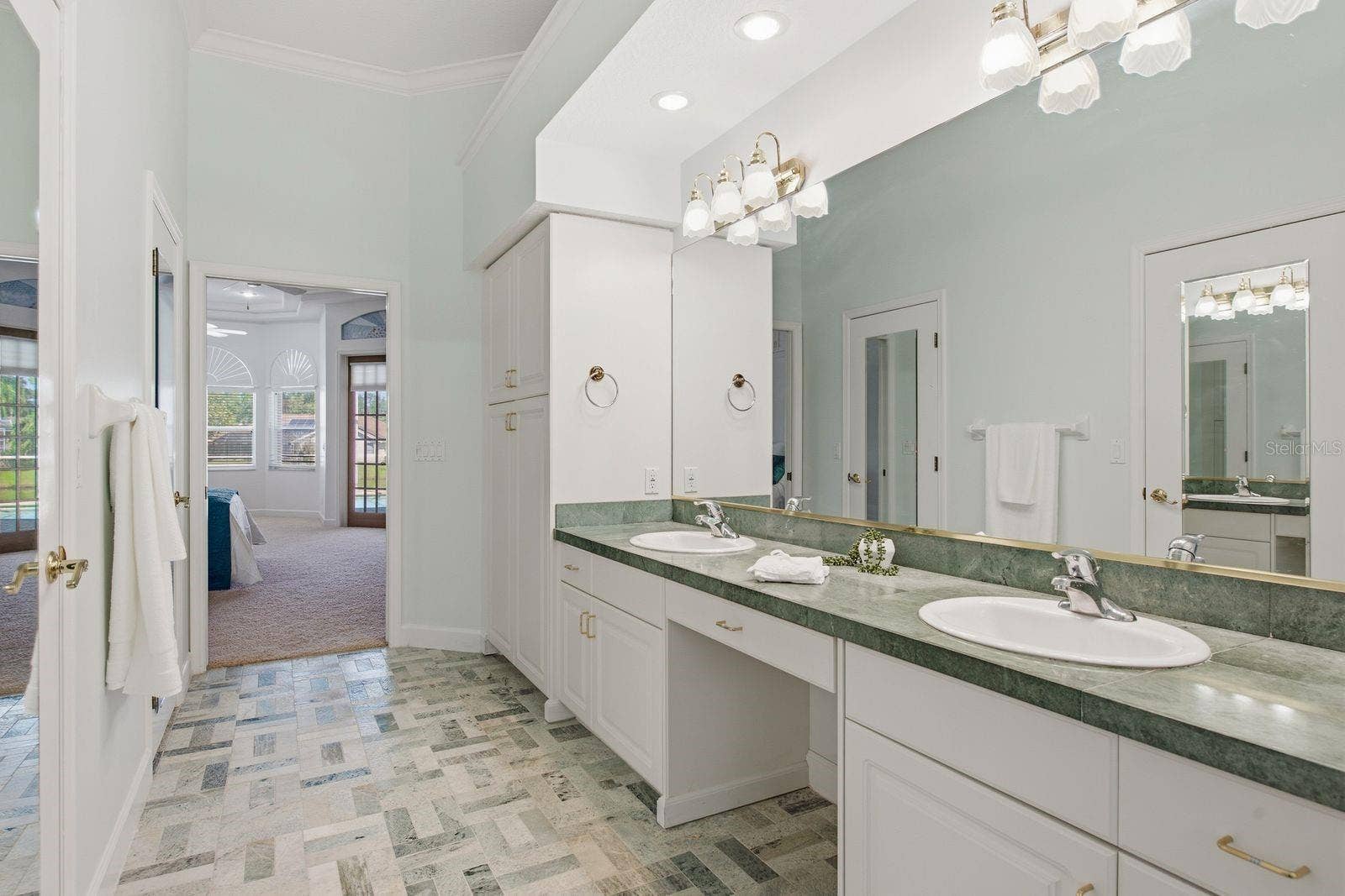 3763 EXECUTIVE DRIVE, Palm Harbor, FL 34685 3763 EXECUTIVE DRIVE, Palm Harbor, FL 34685
