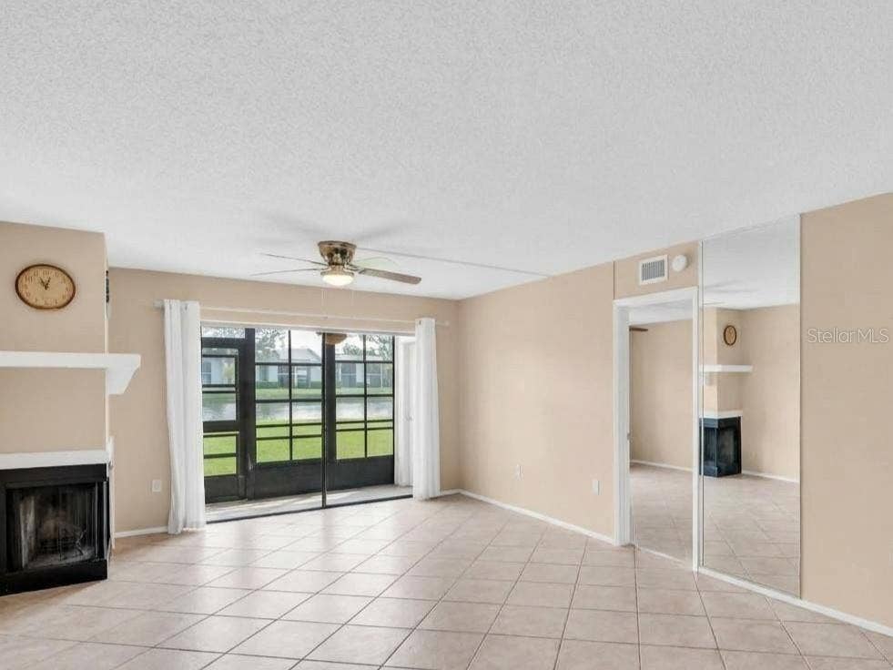 151 LAKEVIEW WAY, #151, Oldsmar, FL 34677