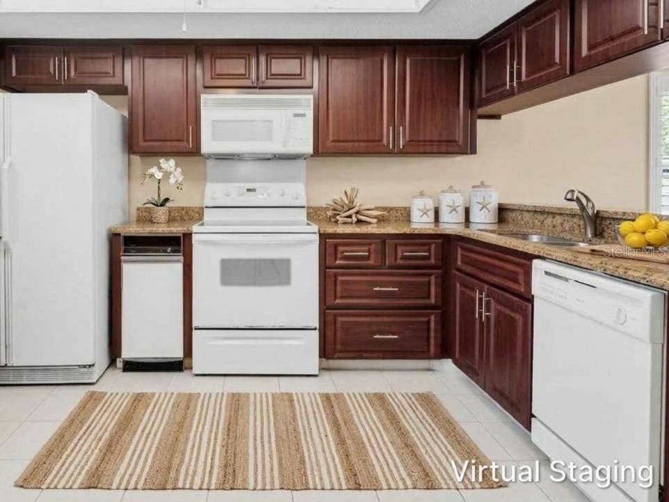 151 LAKEVIEW WAY, #151, Oldsmar, FL 34677