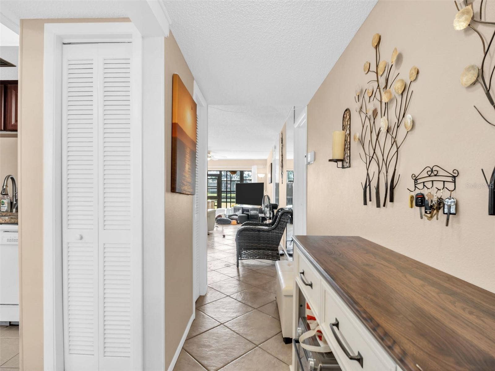 151 LAKEVIEW WAY, #151, Oldsmar, FL 34677