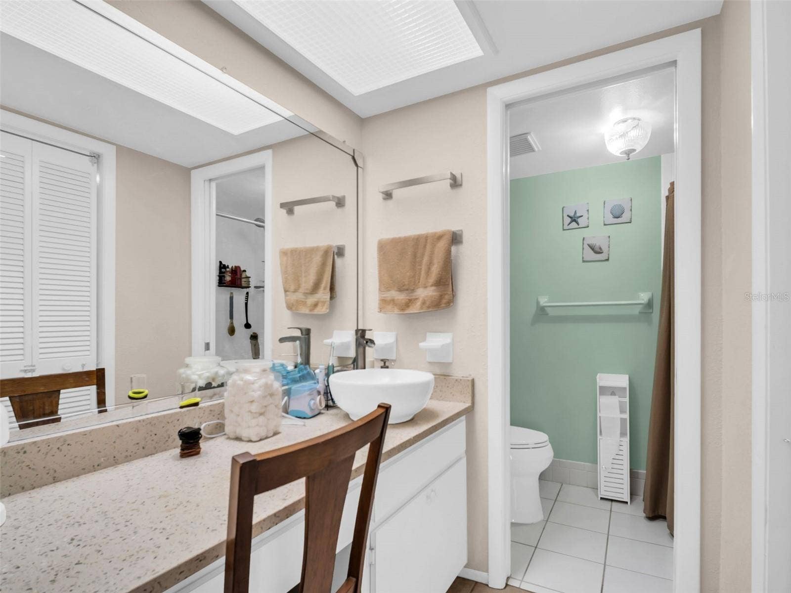 151 LAKEVIEW WAY, #151, Oldsmar, FL 34677