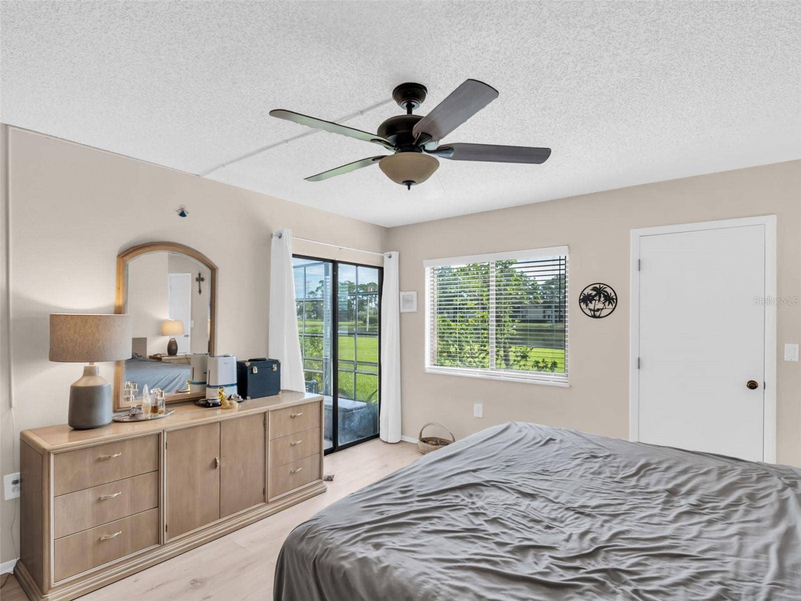 151 LAKEVIEW WAY, #151, Oldsmar, FL 34677