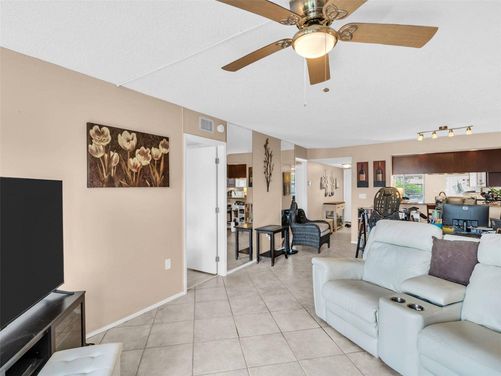 151 LAKEVIEW WAY, #151, Oldsmar, FL 34677