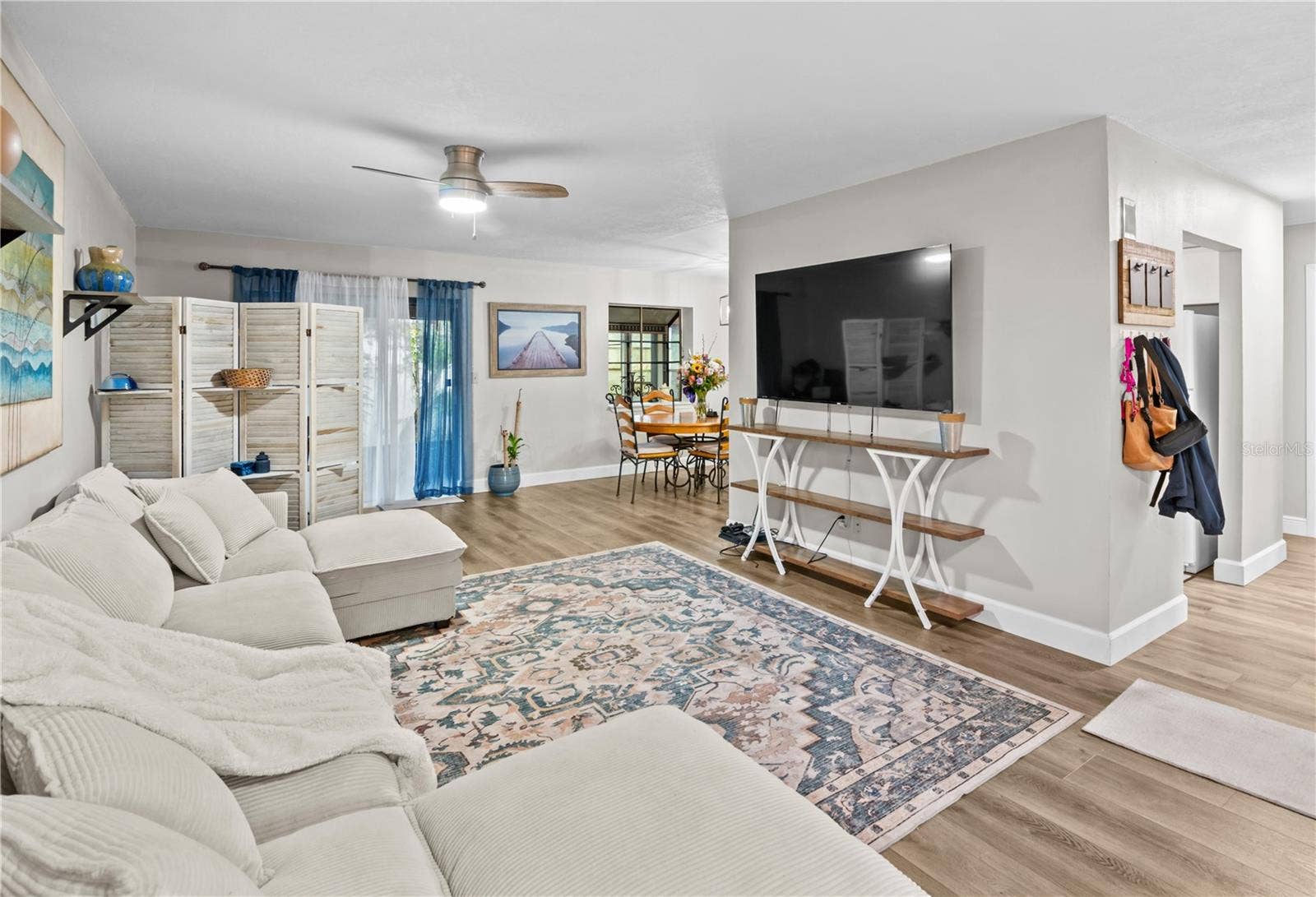 2031 DOVER COURT, Oldsmar, FL 34677 2031 DOVER COURT, Oldsmar, FL 34677