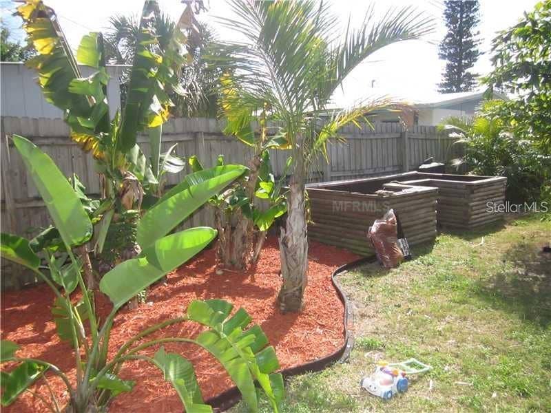 2310 25TH AVENUE W, Bradenton, FL 34205 2310 25TH AVENUE W, Bradenton, FL 34205