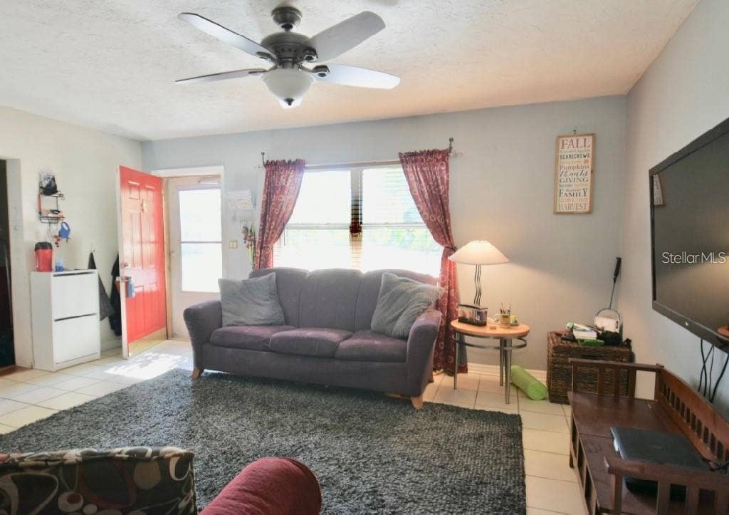 2310 25TH AVENUE W, Bradenton, FL 34205 2310 25TH AVENUE W, Bradenton, FL 34205