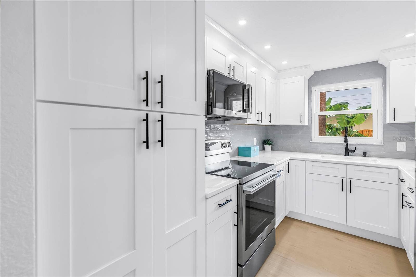 3575 GULF BOULEVARD, #103, St Pete Beach, FL 33706 3575 GULF BOULEVARD, #103, St Pete Beach, FL 33706