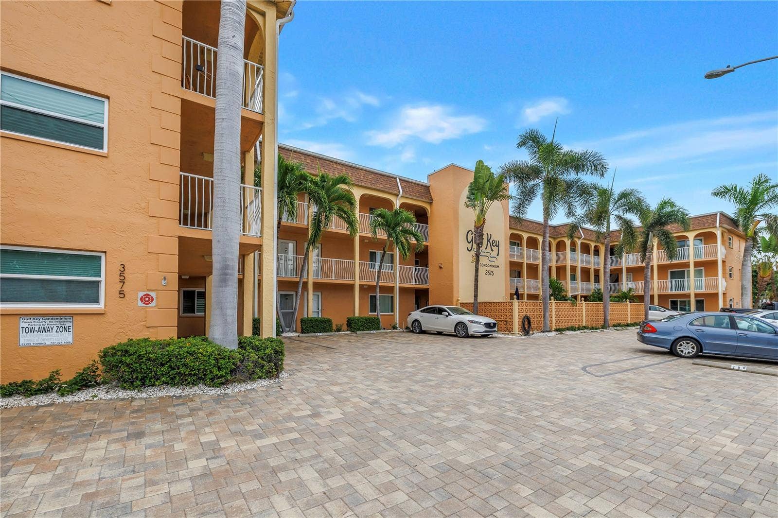 3575 GULF BOULEVARD, #103, St Pete Beach, FL 33706 3575 GULF BOULEVARD, #103, St Pete Beach, FL 33706