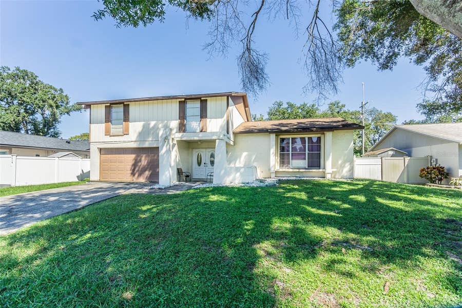 Property photo for 6811 MITCHELL CIRCLE, Tampa, FL