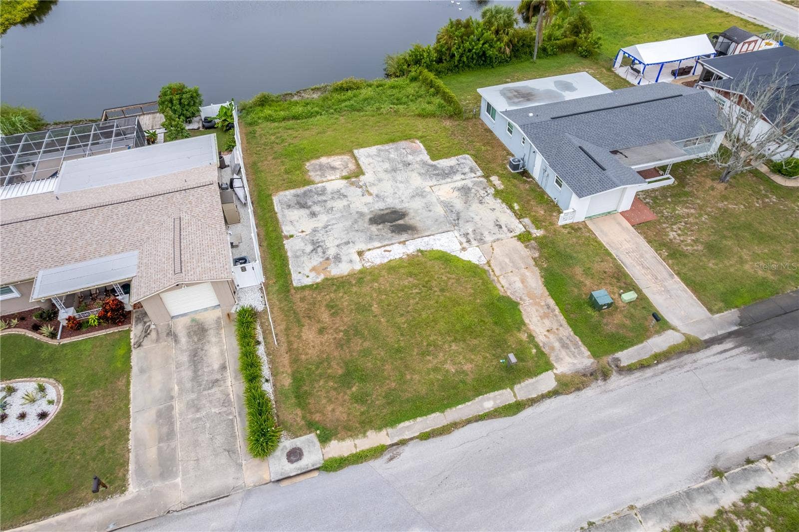 11611 SCALLOP DRIVE, Port Richey, FL 34668 11611 SCALLOP DRIVE, Port Richey, FL 34668