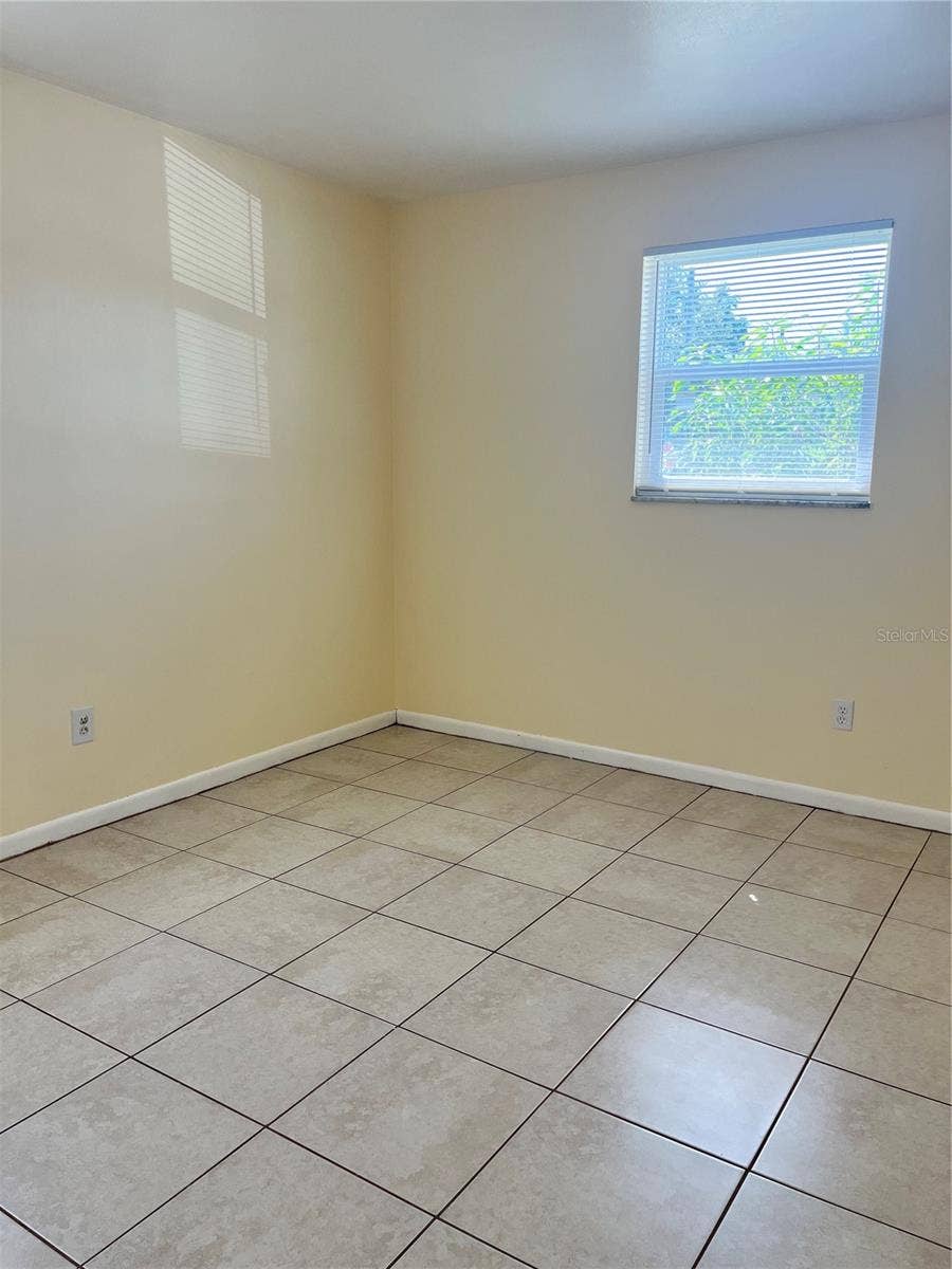 1st bedroom
