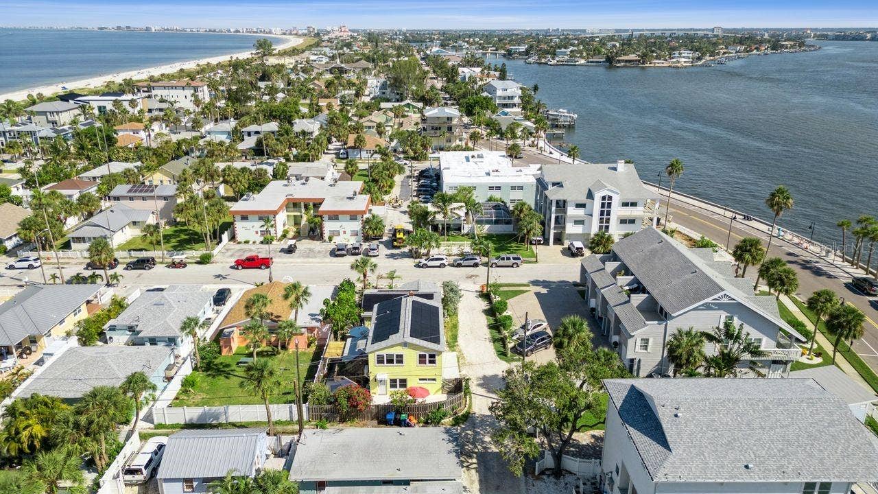 102 11TH AVENUE, St Pete Beach, FL 33706 102 11TH AVENUE, St Pete Beach, FL 33706