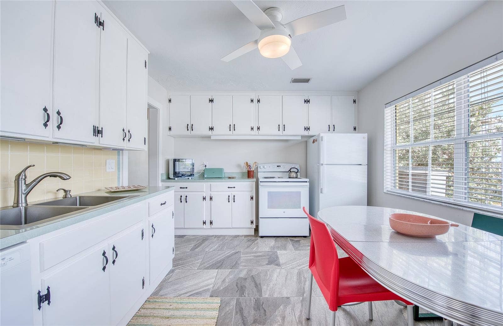 102 11TH AVENUE, St Pete Beach, FL 33706 102 11TH AVENUE, St Pete Beach, FL 33706