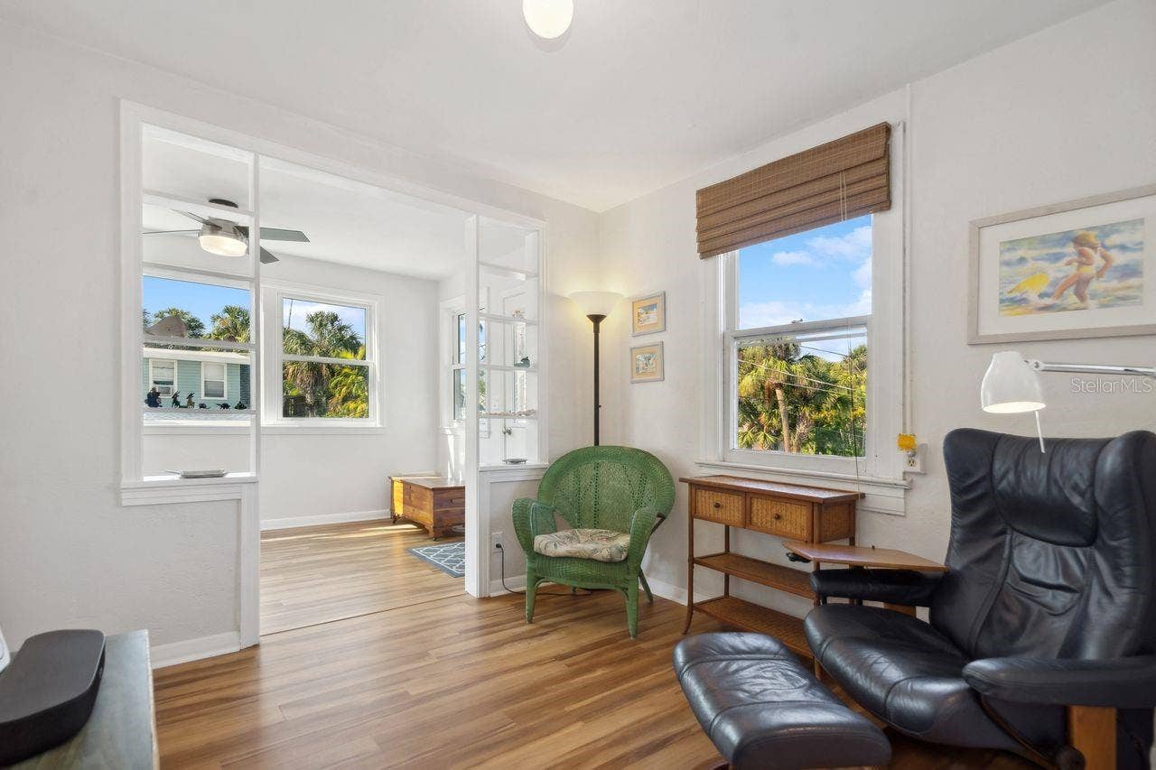 102 11TH AVENUE, St Pete Beach, FL 33706 102 11TH AVENUE, St Pete Beach, FL 33706