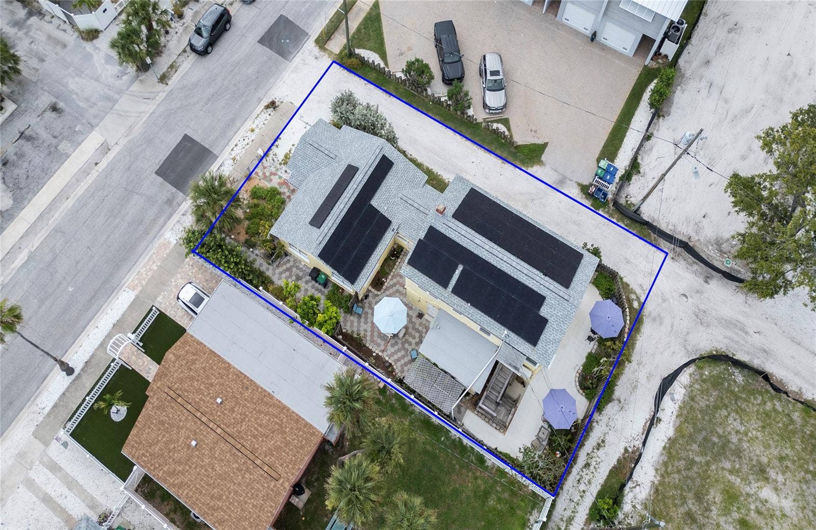 102 11TH AVENUE, St Pete Beach, FL 33706 102 11TH AVENUE, St Pete Beach, FL 33706