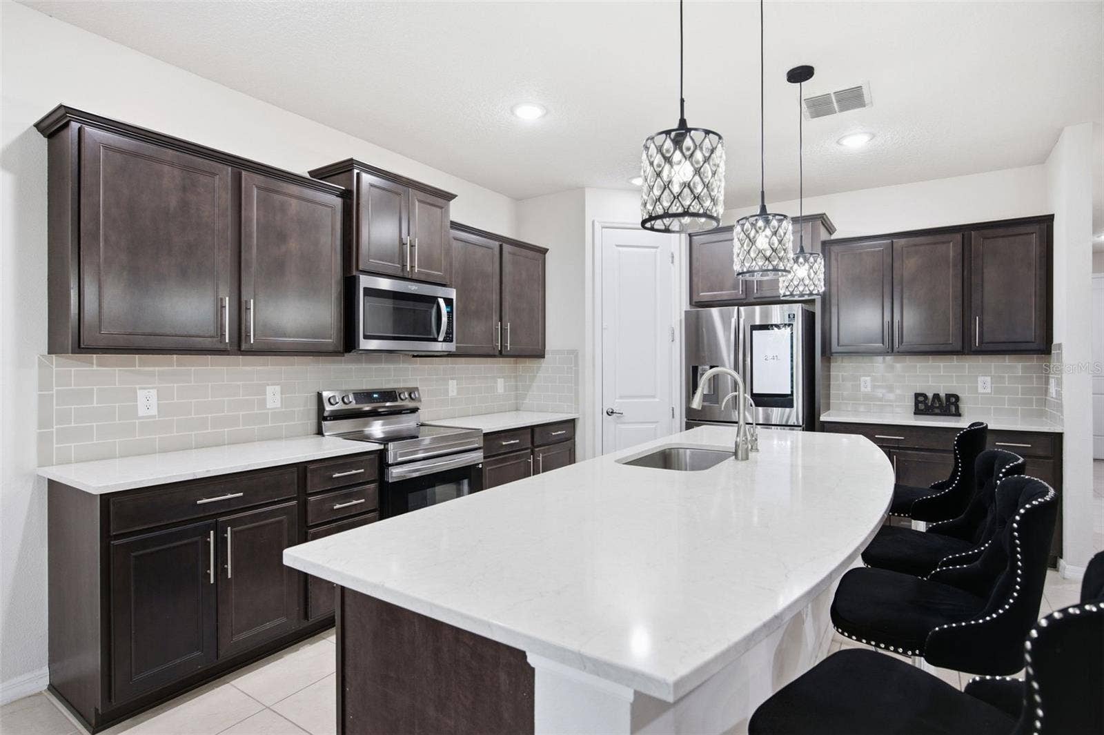 19271 MOSSY PINE DRIVE, Tampa, FL 33647 Kitchen