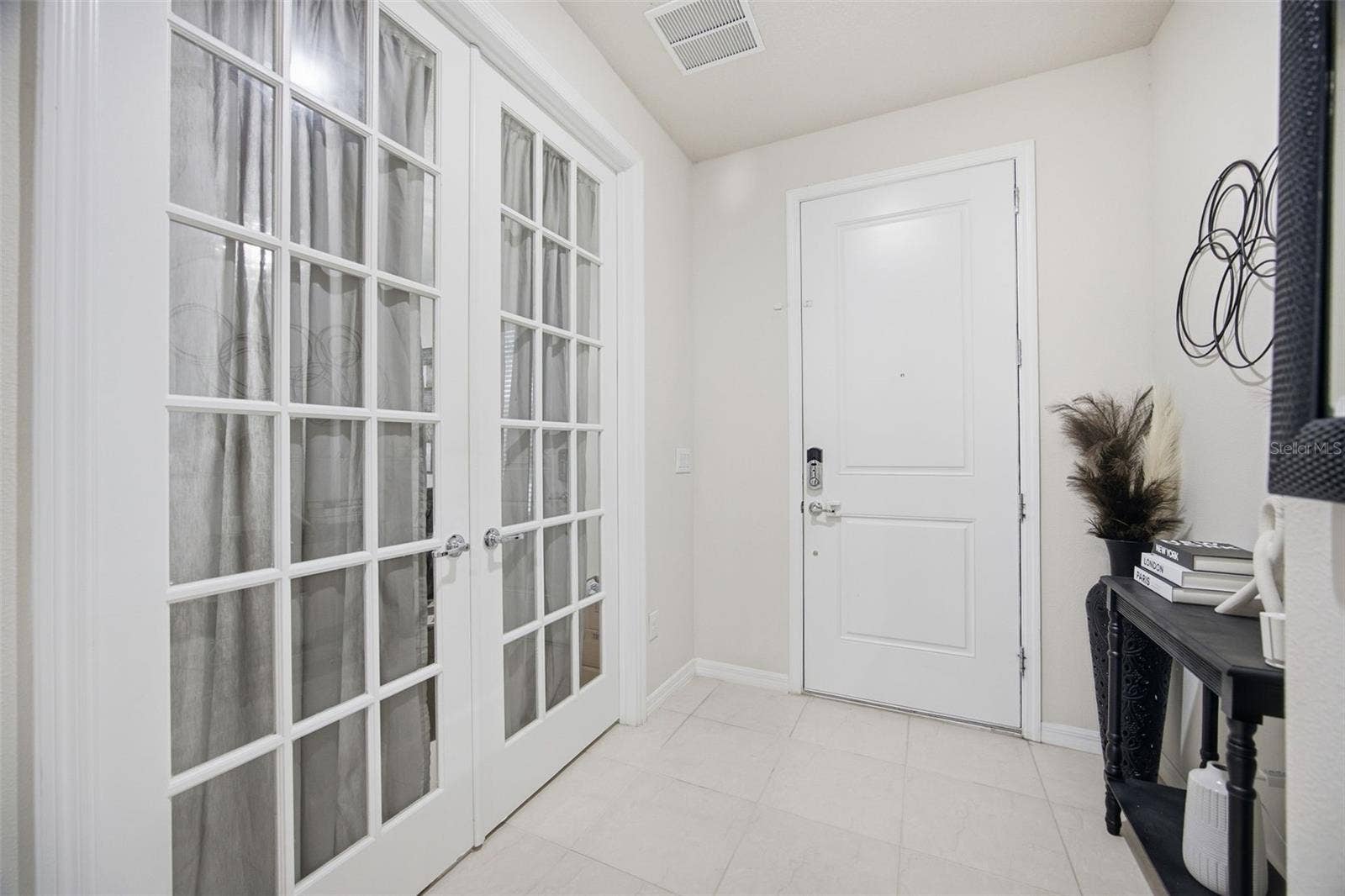 19271 MOSSY PINE DRIVE, Tampa, FL 33647 Foyer