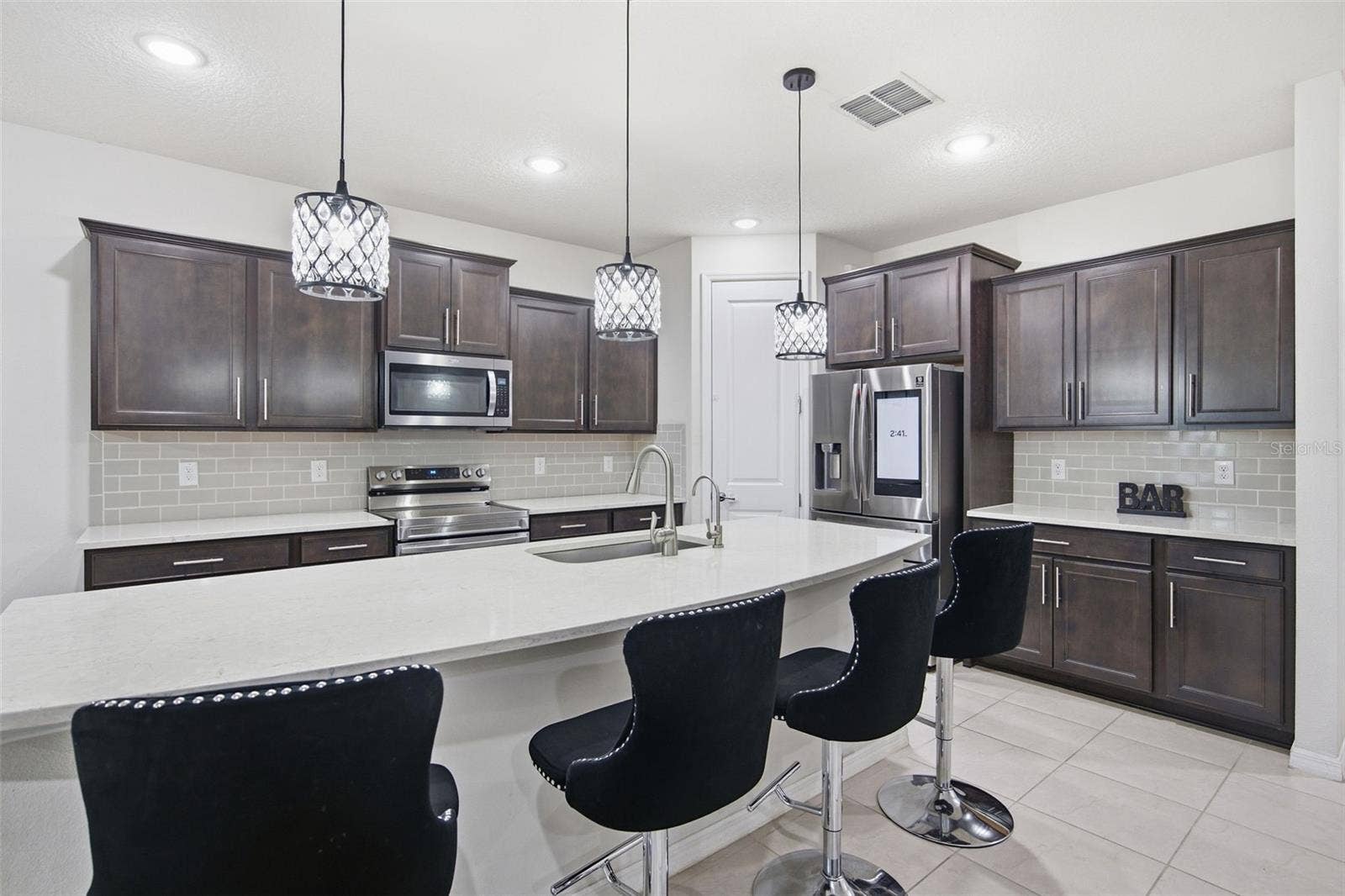 19271 MOSSY PINE DRIVE, Tampa, FL 33647 Kitchen