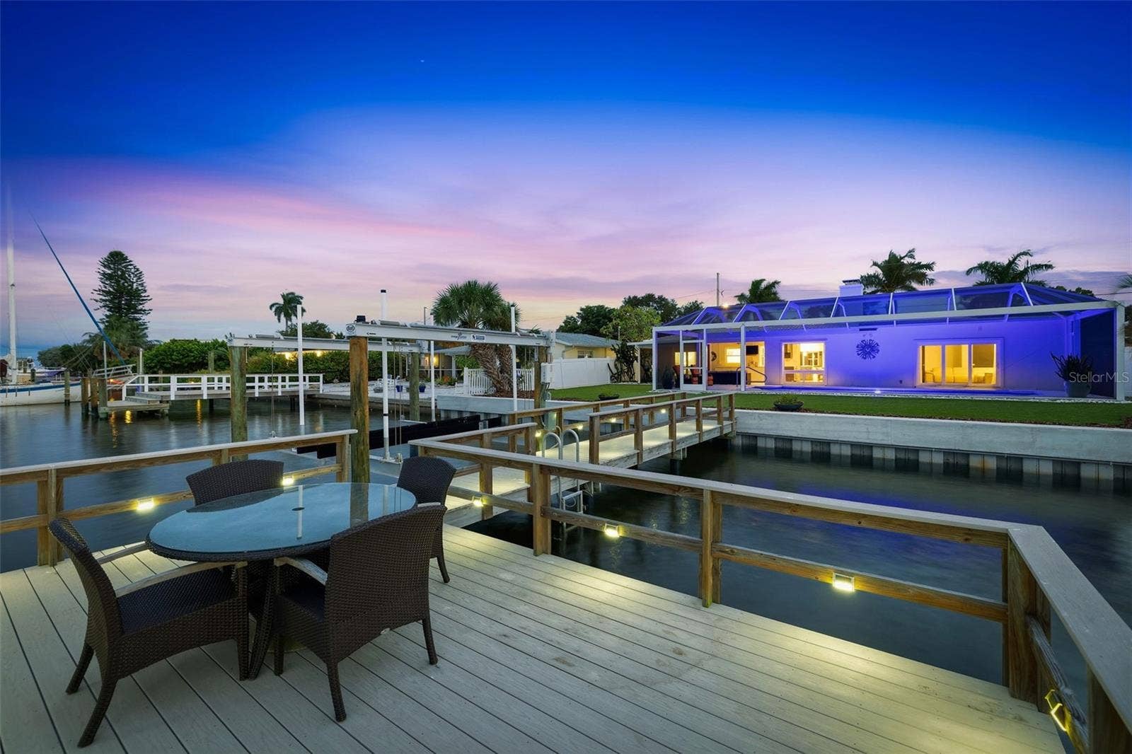2440 S SHORE DRIVE SE, St Petersburg, FL 33705 2440 S SHORE DRIVE SE, St Petersburg, FL 33705