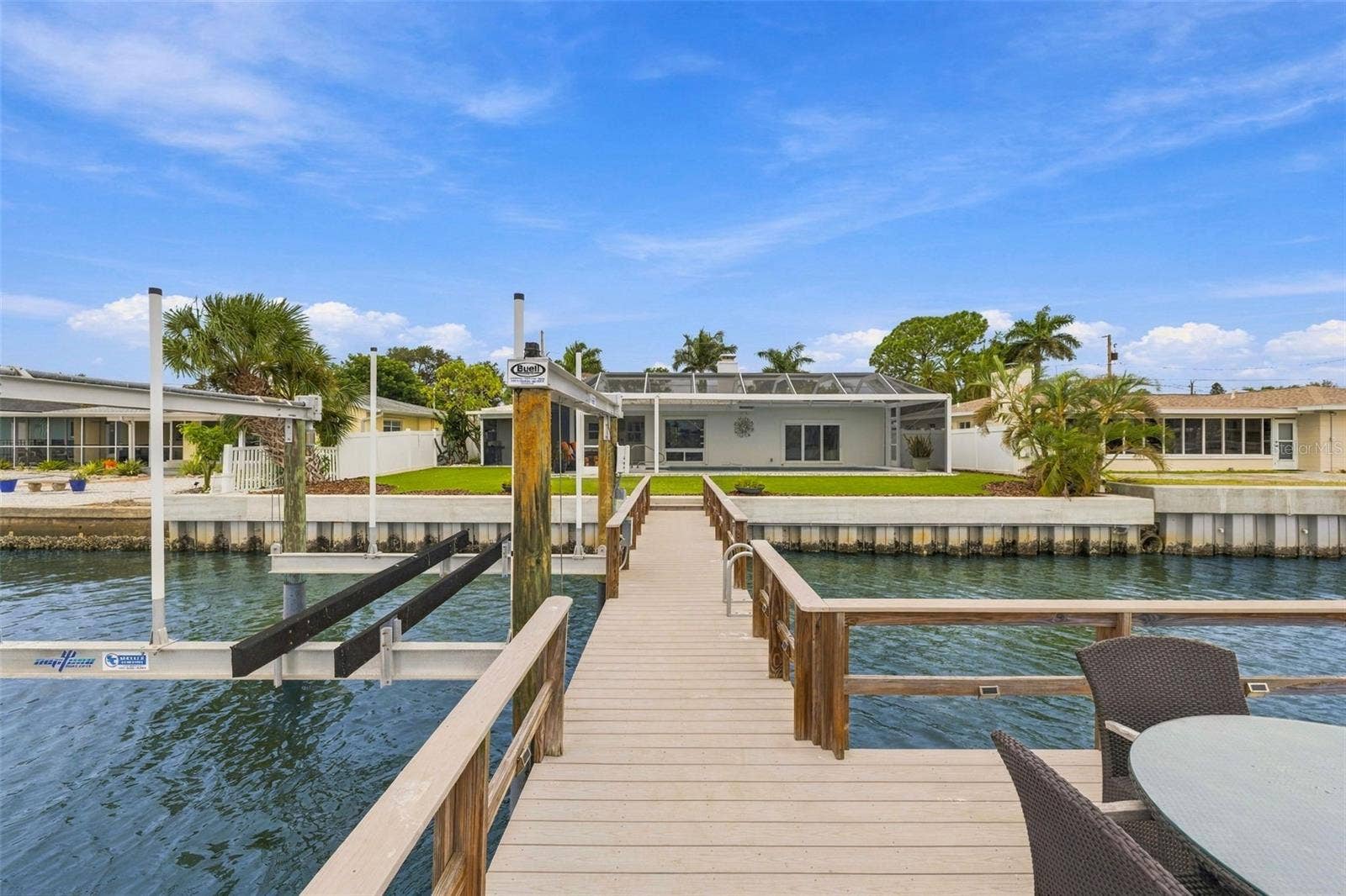 2440 S SHORE DRIVE SE, St Petersburg, FL 33705 2440 S SHORE DRIVE SE, St Petersburg, FL 33705