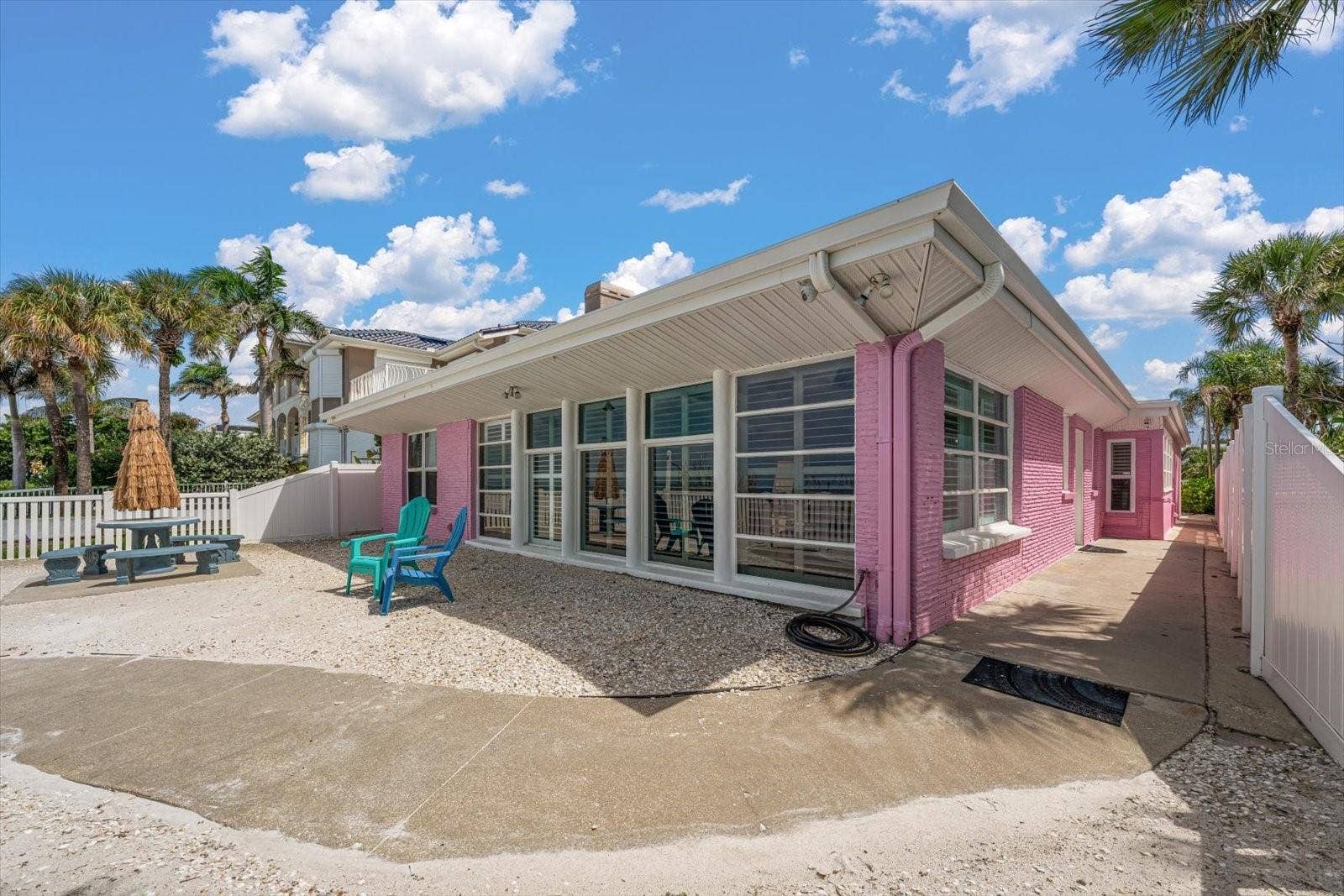 1512 GULF BOULEVARD, Indian Rocks Beach, FL 33785 Main home-back of building