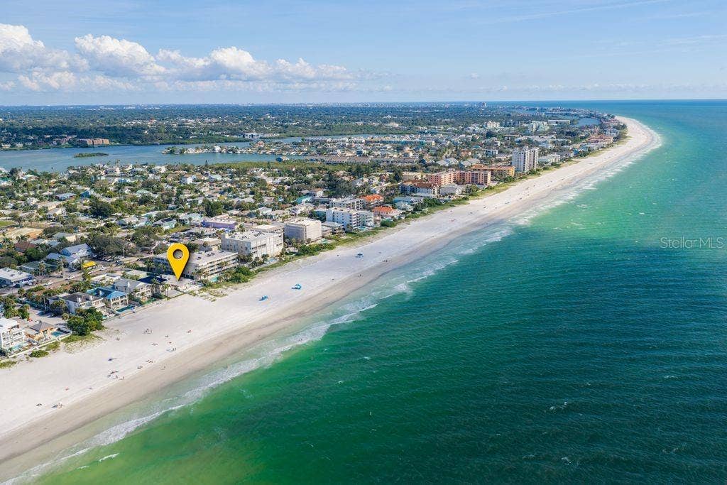 1512 GULF BOULEVARD, Indian Rocks Beach, FL 33785 Gorgeous beaches-walk to shops, town center, recreational area, art center and much more.